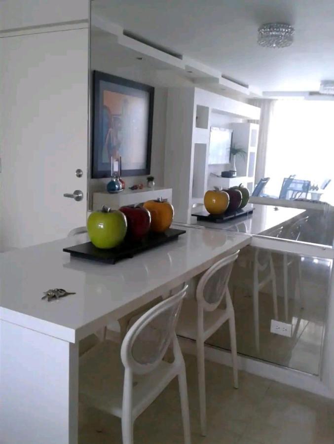 Beach Apartments At Marbella Del Caribe San Juan Exteriör bild