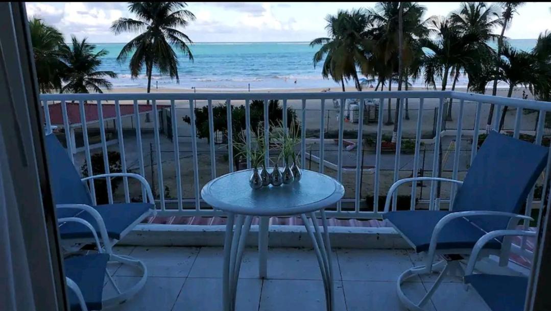 Beach Apartments At Marbella Del Caribe San Juan Exteriör bild