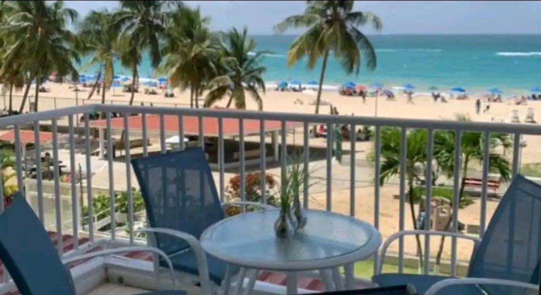 Beach Apartments At Marbella Del Caribe San Juan Exteriör bild
